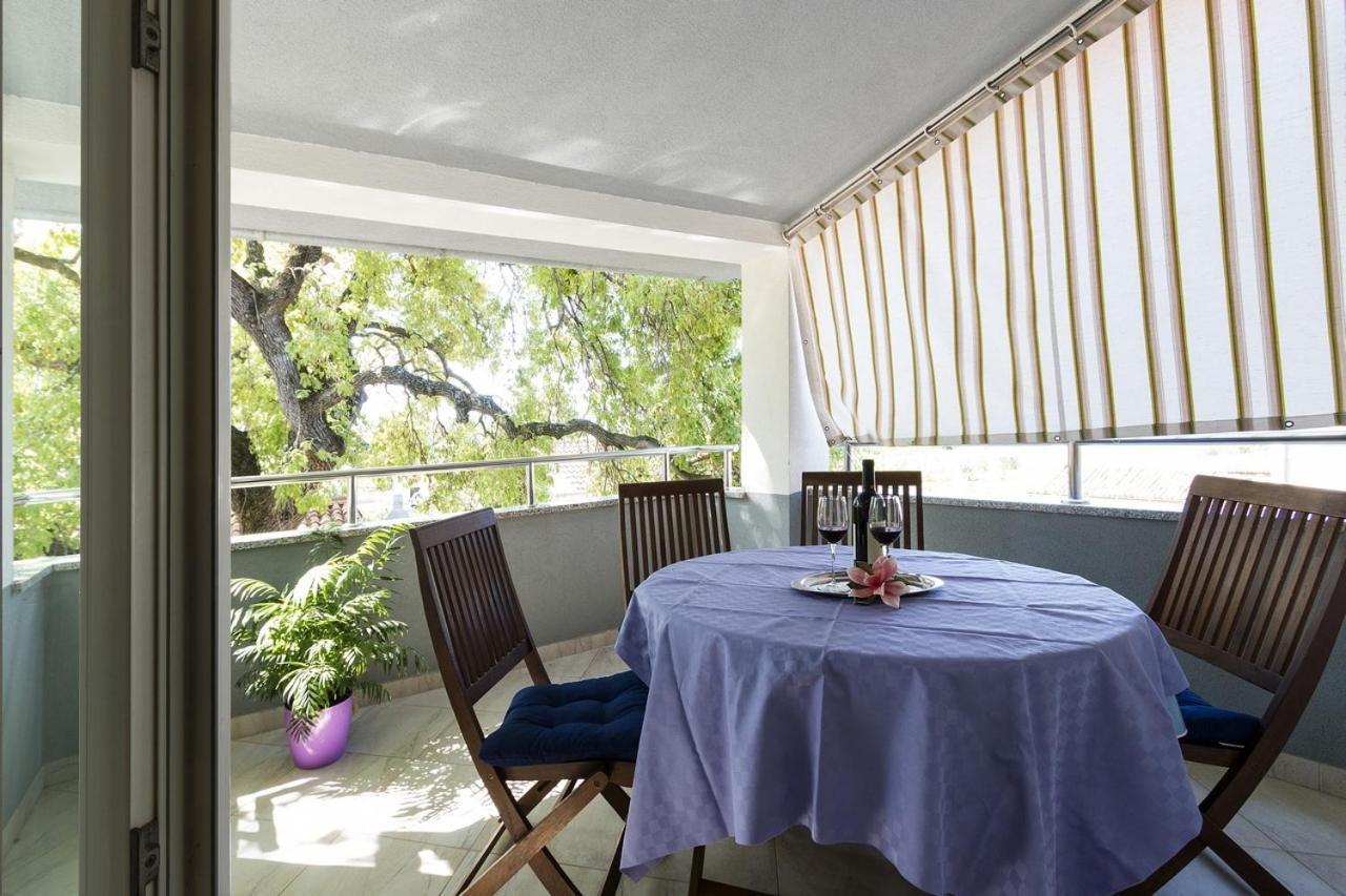 Carmen Apartment